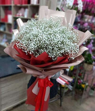 Букет цветов из: Гипсофила в Снегирях