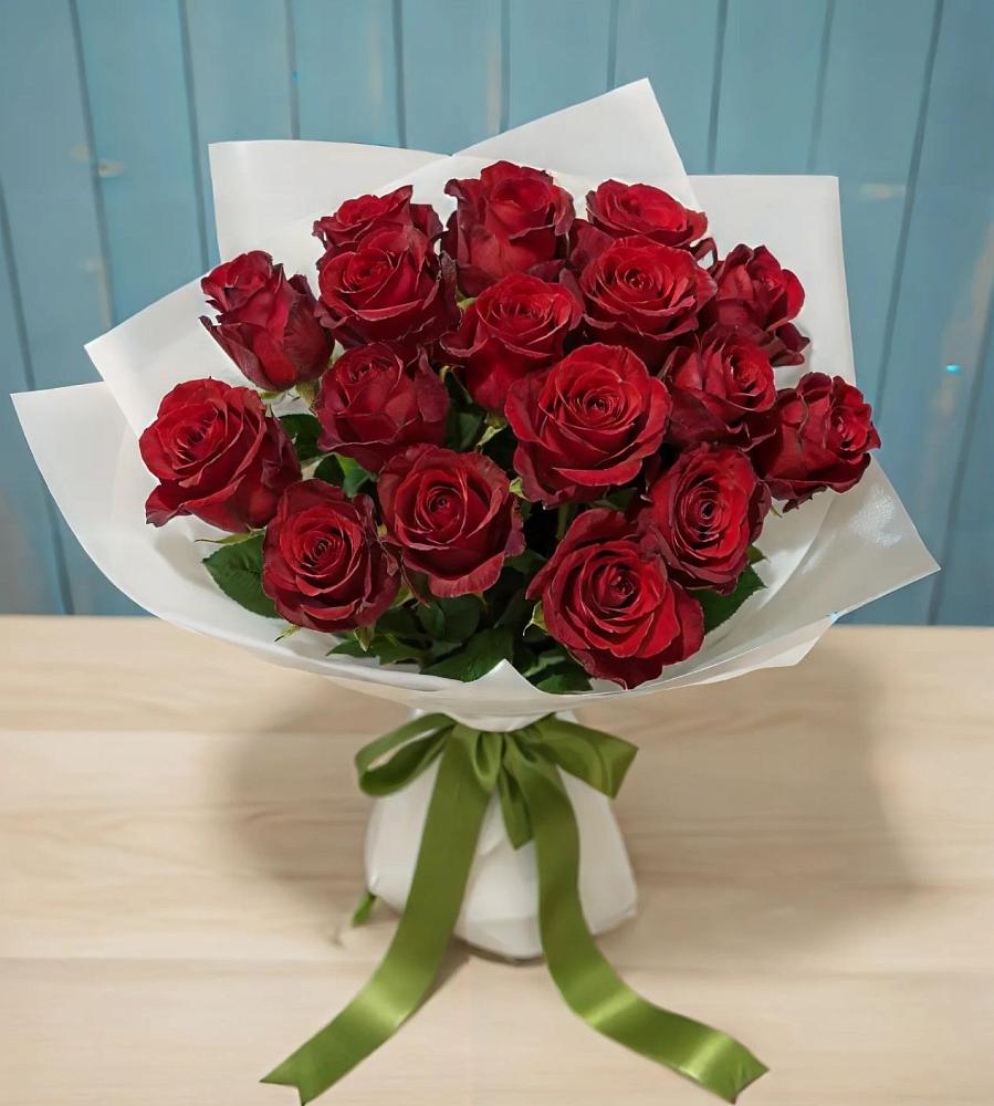 Букет Красные розы в Снегирях