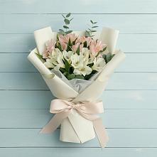 Букет цветов из:  Альстромерии #REPLACE_PRED# Снегирях