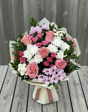 Букет цветов из:  Альстромерии, Гвоздики, Розы и Хризантемы #REPLACE_PRED# Снегирях