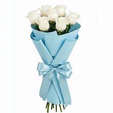 Букет 7 белых роз Проуд в Снегирях