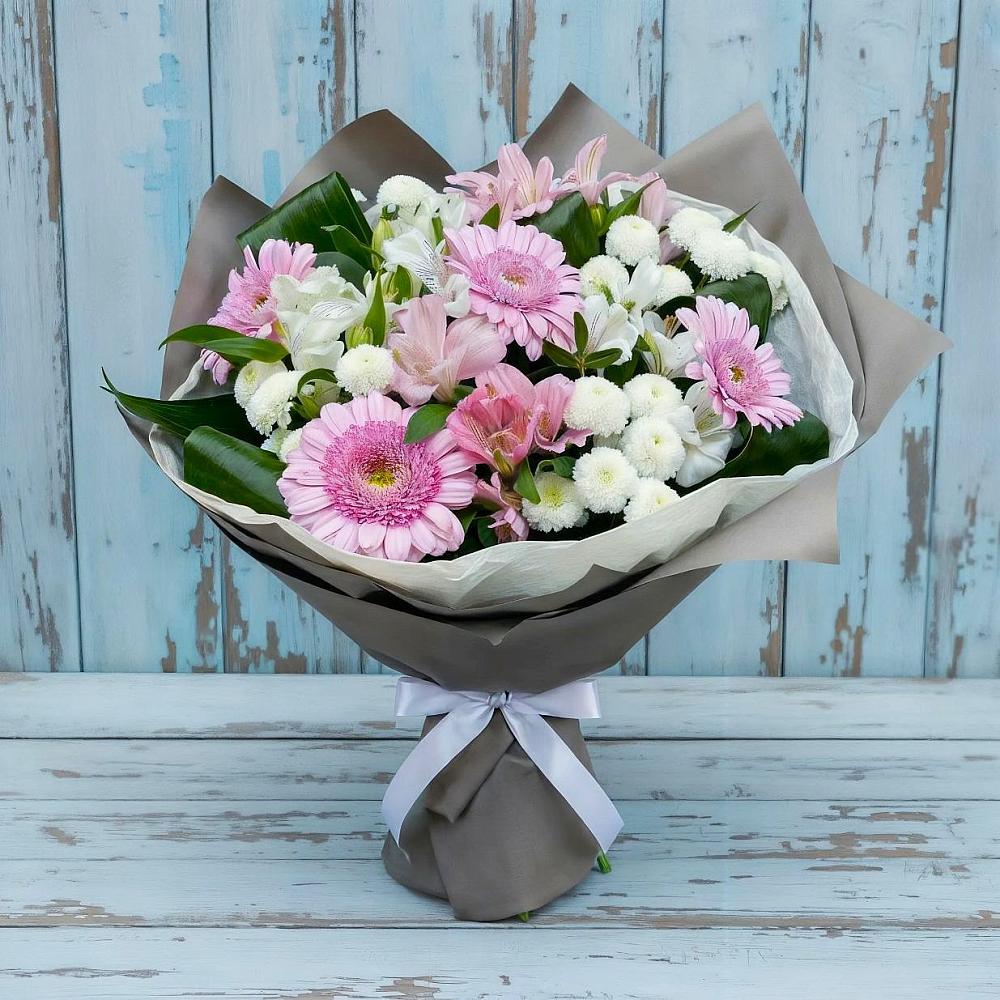 Букет цветов из: Герберы, Альстромерии и Хризантемы в Снегирях