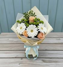 Букет цветов из:  Герберы, Розы и Хризантемы в Снегирях