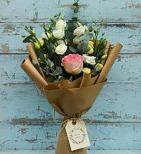 Букет цветов из:  Розы и Лизиантусы в Снегирях