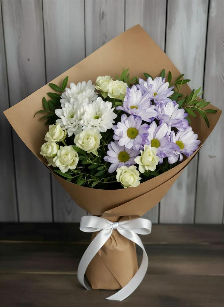 Букет цветов из: Хризантемы и Розы в Снегирях